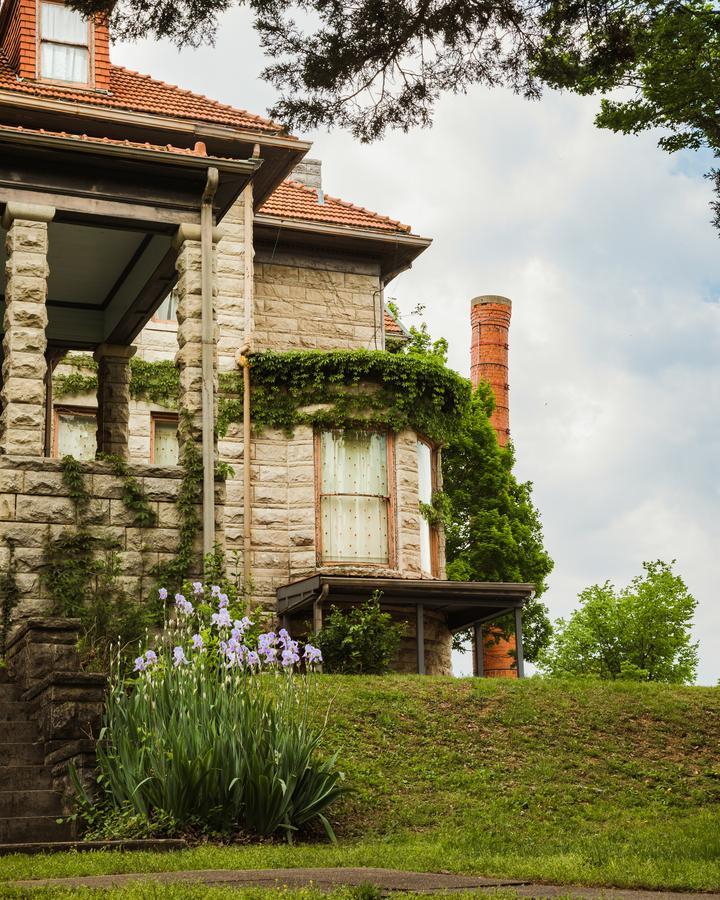 The Mansion At Elfindale Bed & Breakfast Спрингфийлд Екстериор снимка