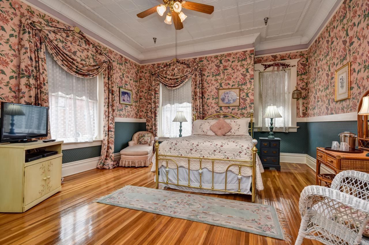 The Mansion At Elfindale Bed & Breakfast Спрингфийлд Стая снимка